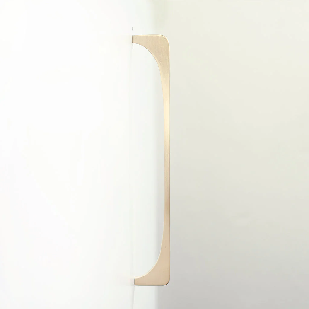 Bridge Pull - Rockland Interiors Inc.