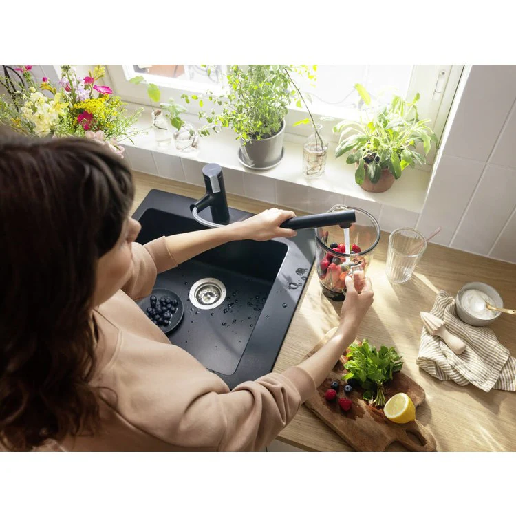 Kitchen Faucet Zesis 1 Lever Matte Black 150 DEG Swivel 1 Hole 1.5 Gallons per Minute - Rockland Interiors Inc.