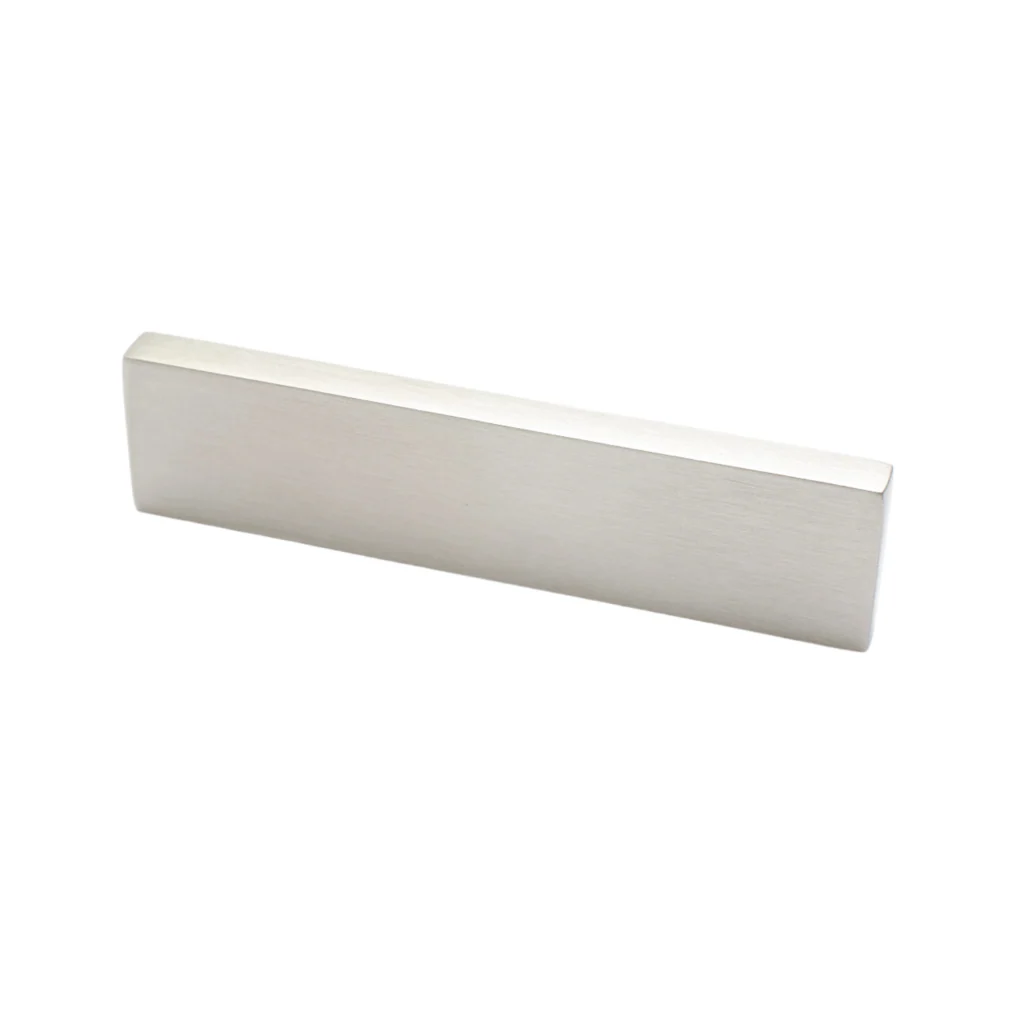 Clean Cut Pull - Rockland Interiors Inc.