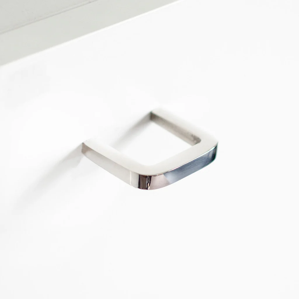 Thread Knob - Rockland Interiors Inc.