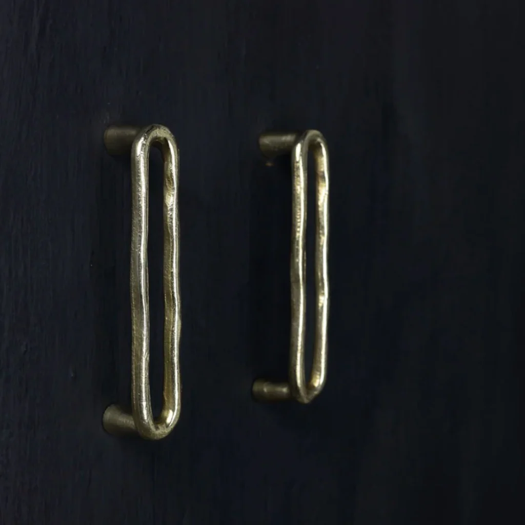 Forme No. 22 Cabinet Pull Medium - Rockland Interiors Inc.