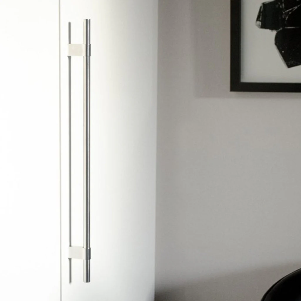 Line Big Handle - Rockland Interiors Inc.