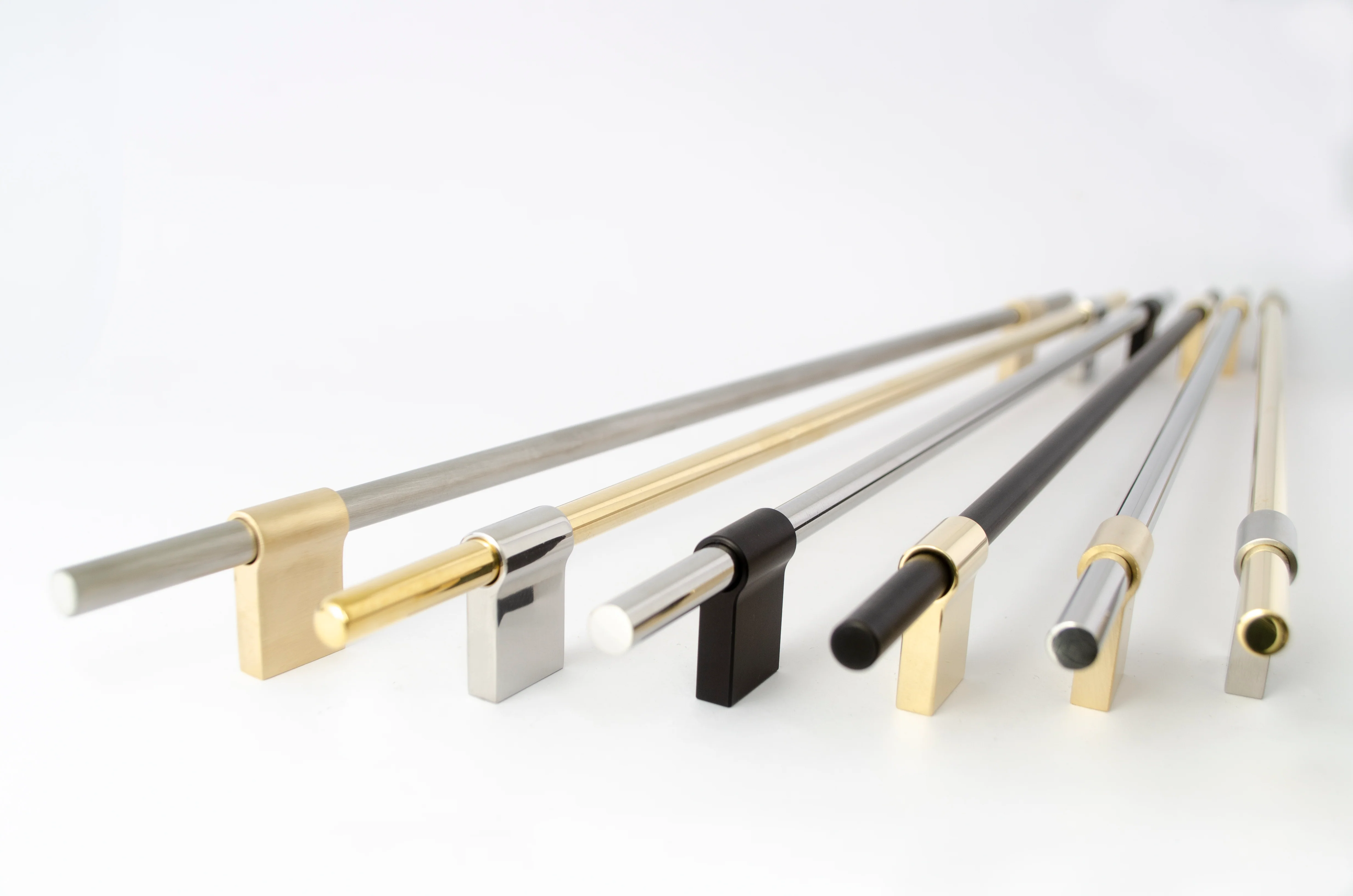 Line Mix Handle - Rockland Interiors Inc.