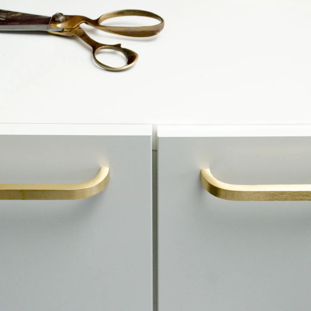 Slim Pull - Rockland Interiors Inc.