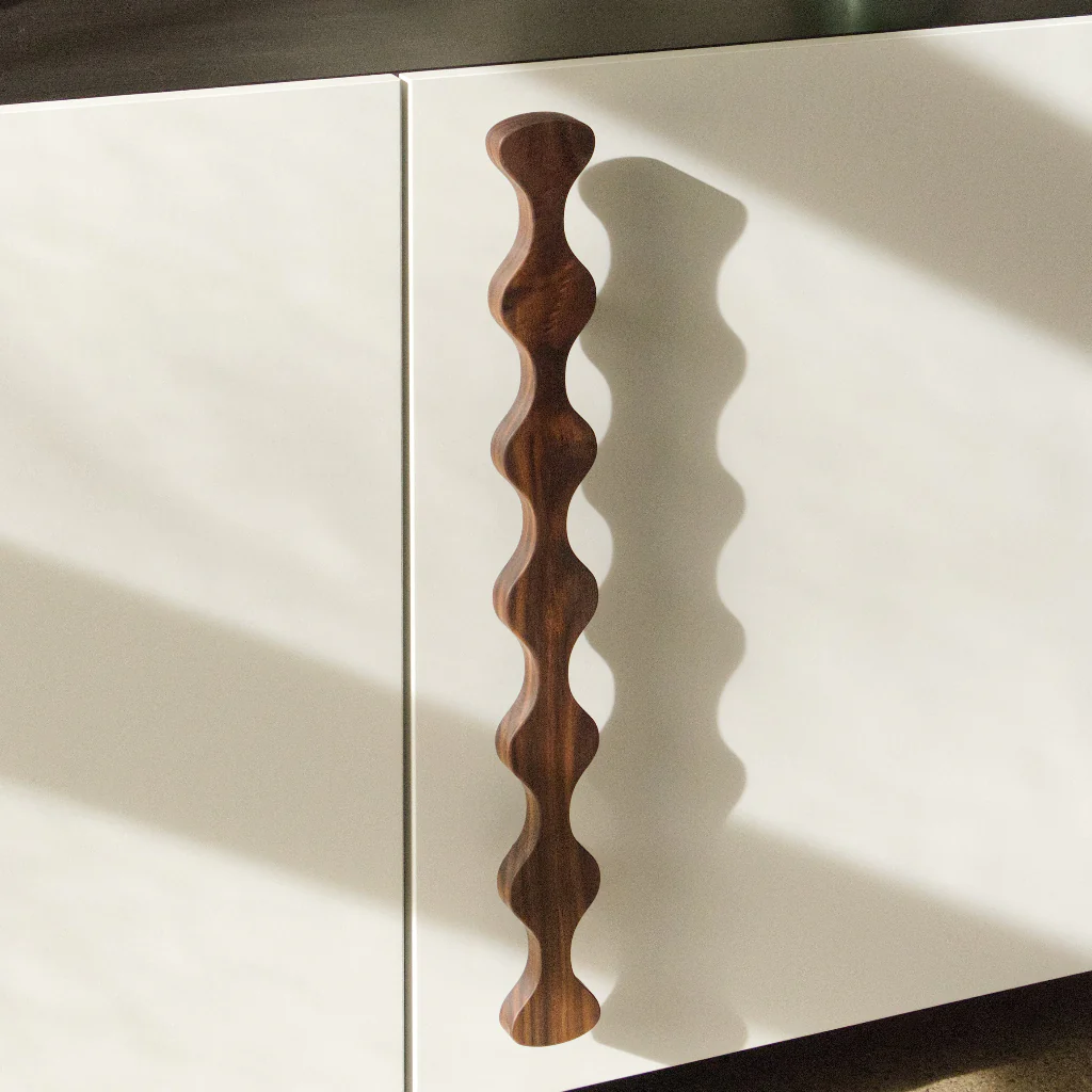 Coral Pull - Rockland Interiors Inc.