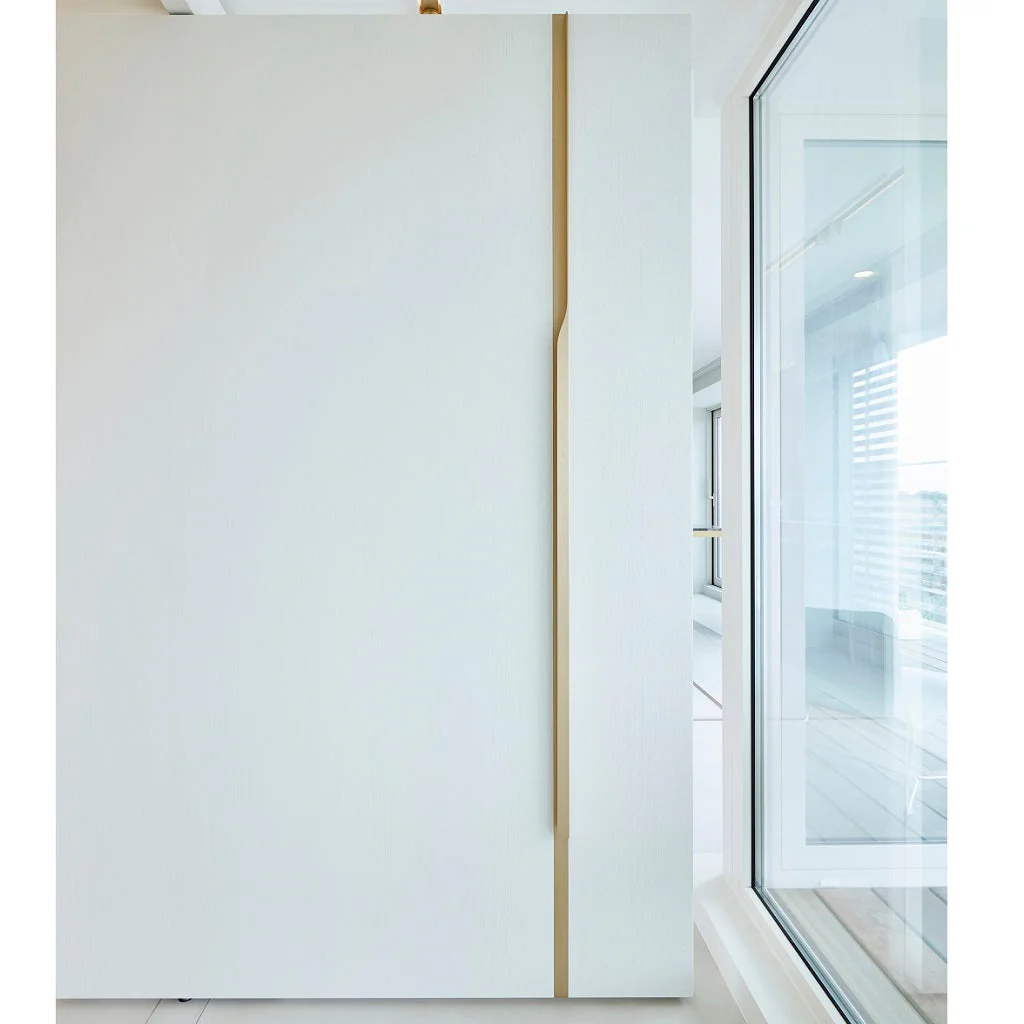 Ballet Pull Vervloet x Casson - Rockland Interiors Inc.