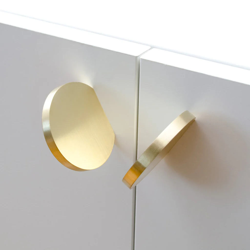 Globe Knob - Rockland Interiors Inc.