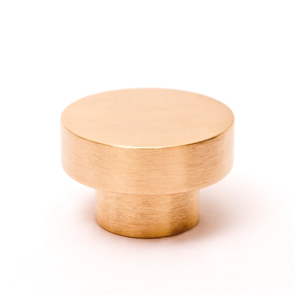 Dot Knob - Rockland Interiors Inc.