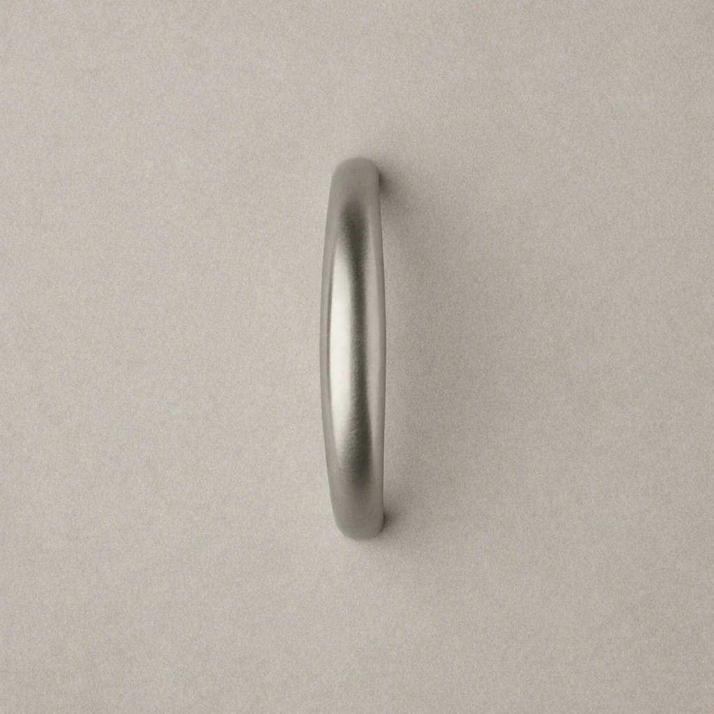 Luna Cabinet Pull - Rockland Interiors Inc.