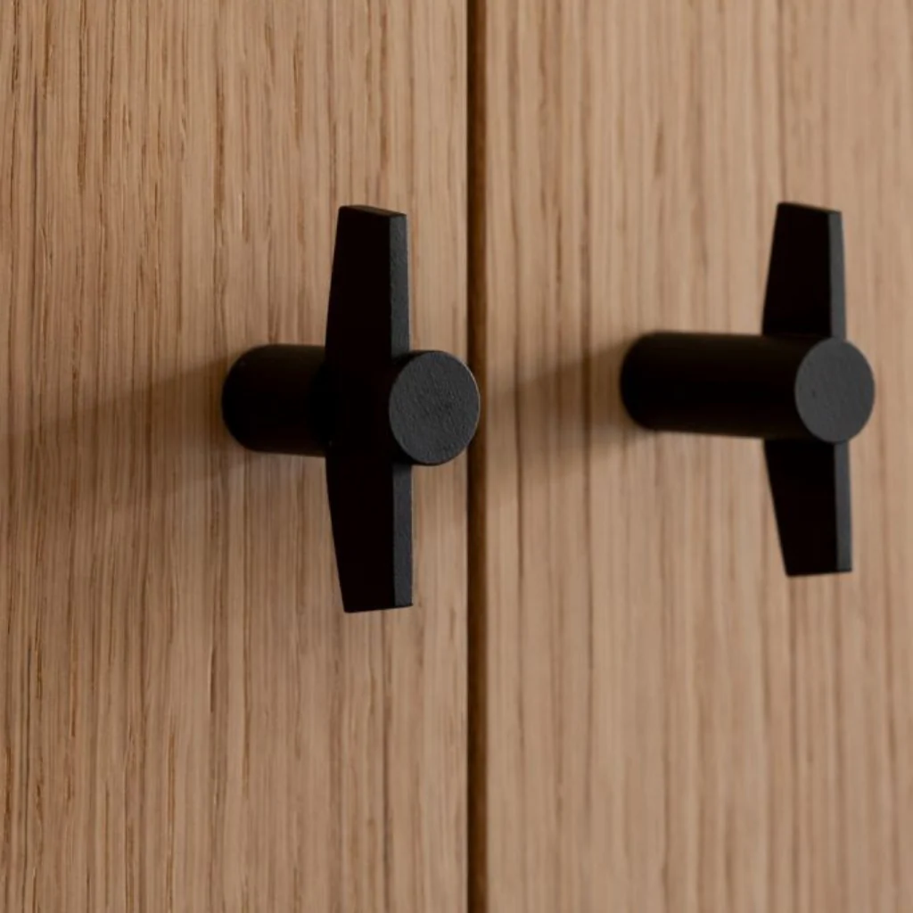 TENSE BB25 M Cabinet Knob - Rockland Interiors Inc.