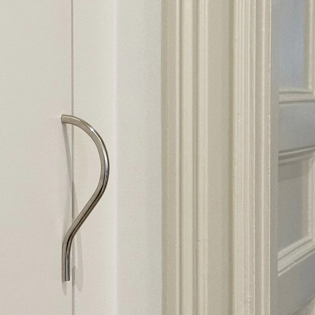 Doyen Cabinet Pull - Rockland Interiors Inc.