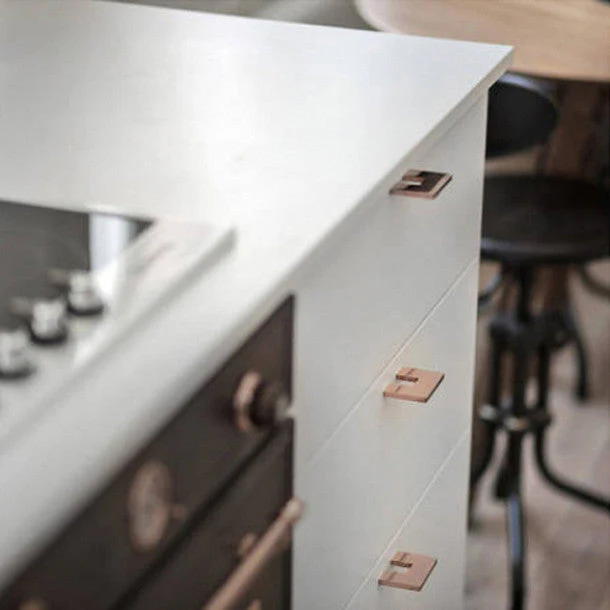 Clean Cut Handle - Rockland Interiors Inc.
