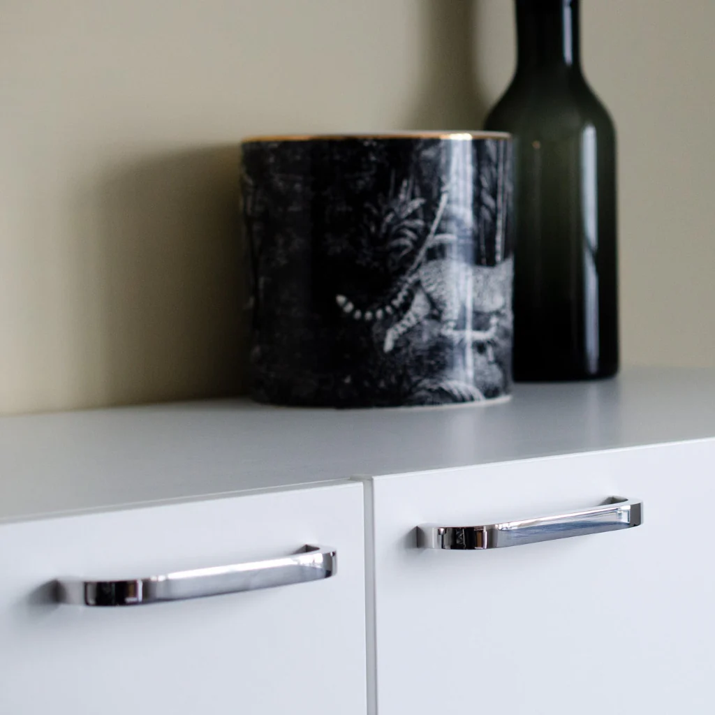 Slim Pull - Rockland Interiors Inc.