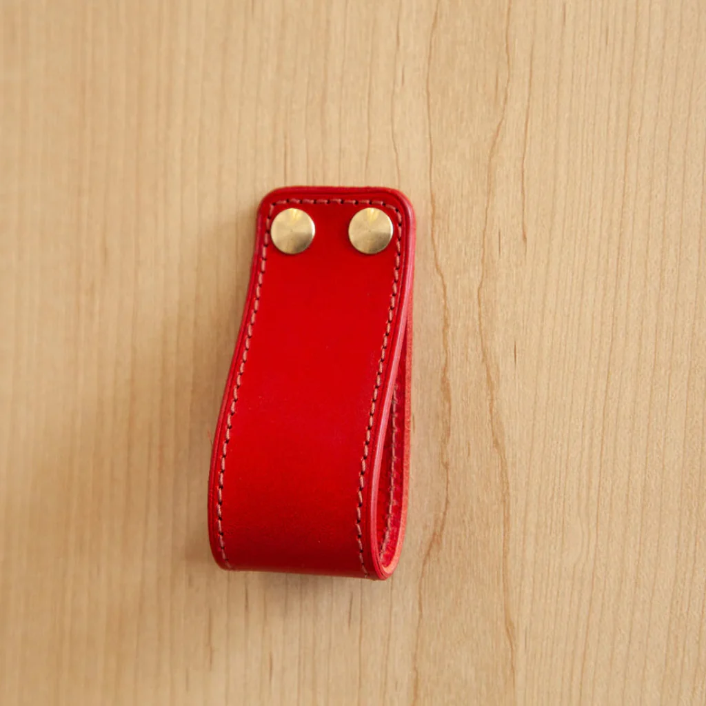 ST-LP01 Stitched Leather Loop Pull - Rockland Interiors Inc.