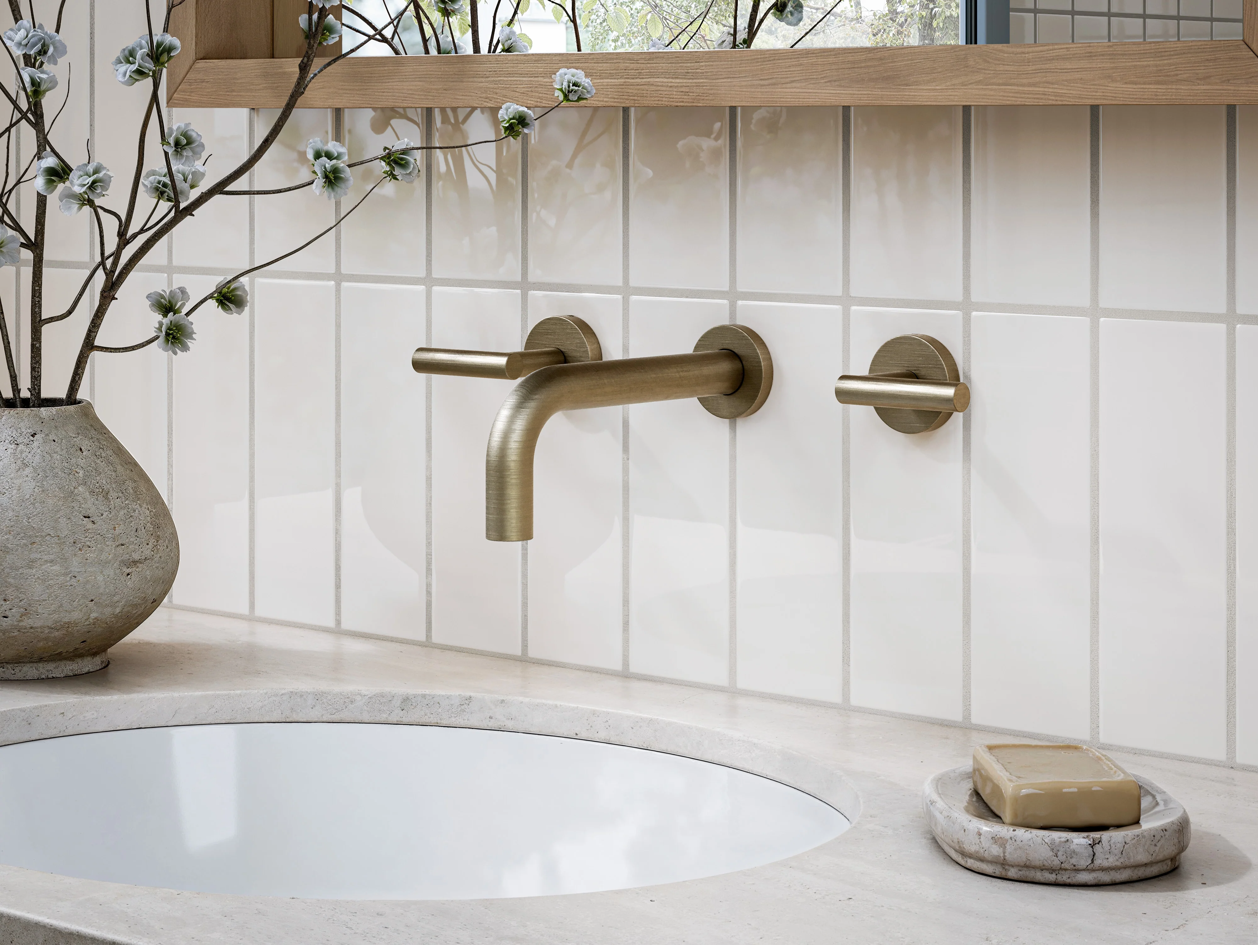 3x9 Natural Press Ceramic Tile in Pearl Gloss - Rockland Interiors Inc.