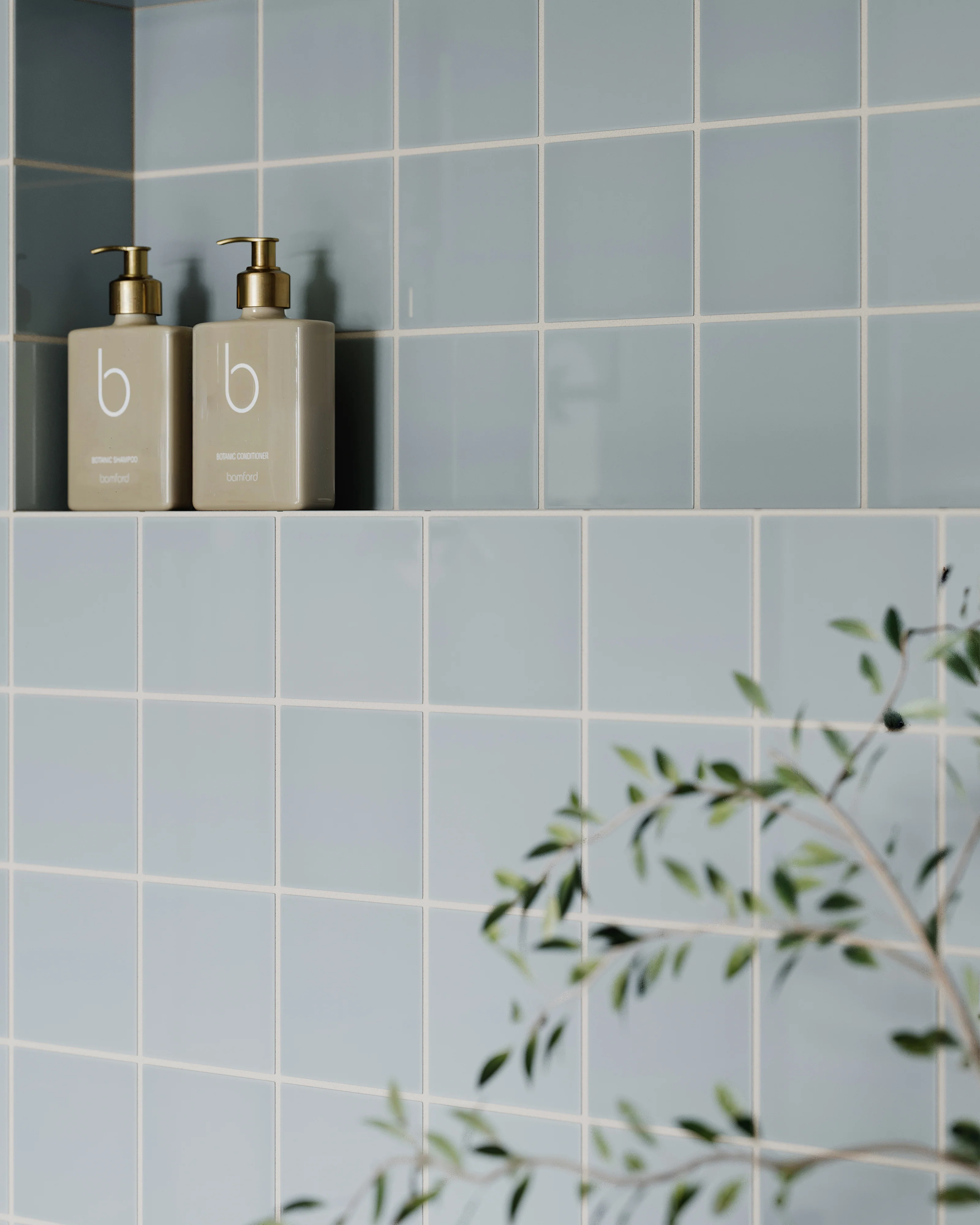 4x4 Natural Press Ceramic Tile in Alberta Blue Gloss - Rockland Interiors Inc.