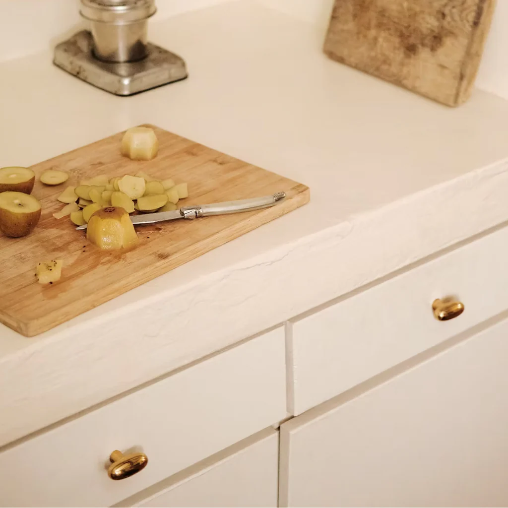 Blunt Knob - Rockland Interiors Inc.