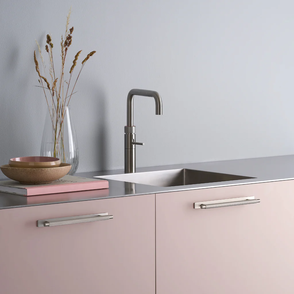 Furnipart Manor Back Cabinet Handle - Rockland Interiors Inc.
