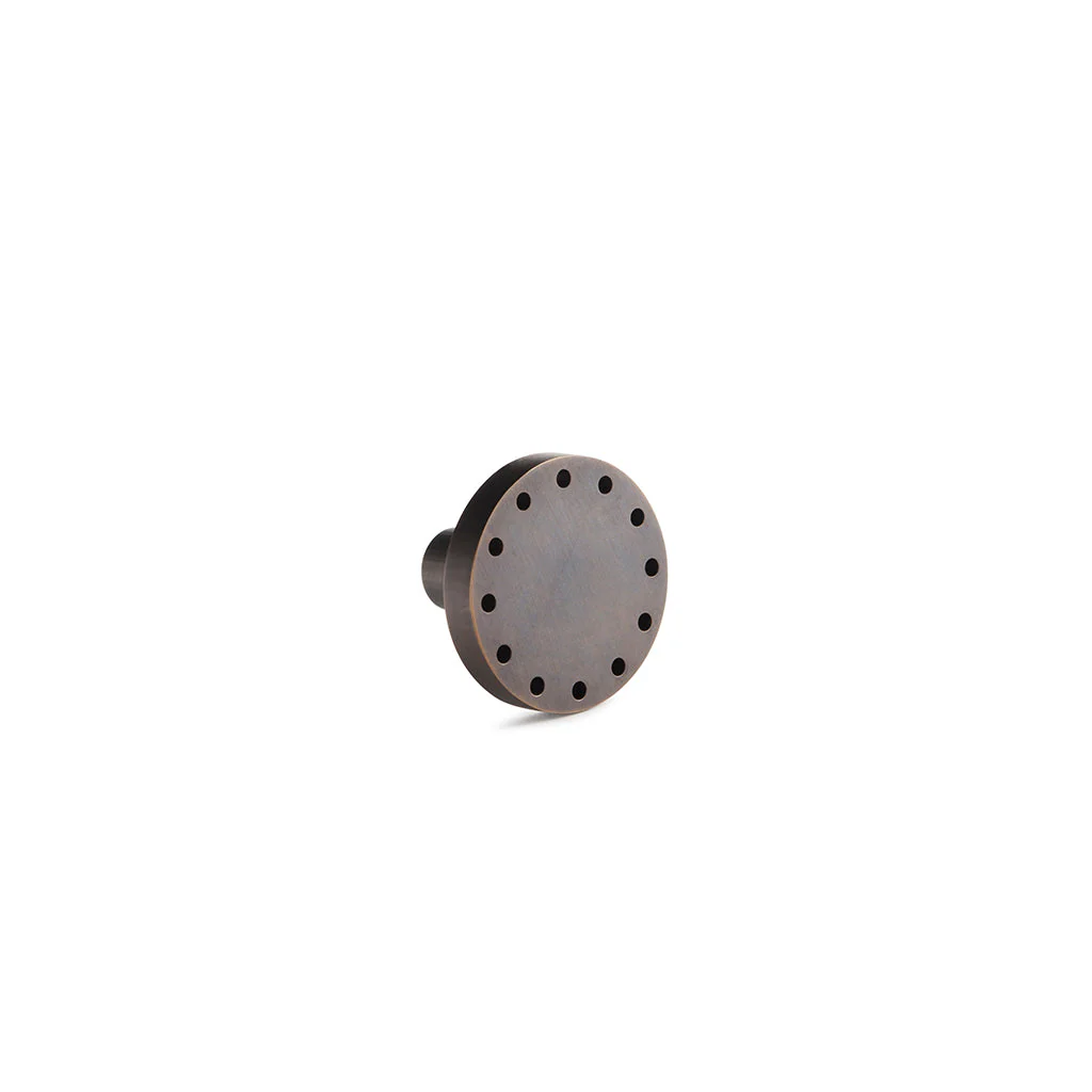 Stardust Circular Knob - Rockland Interiors Inc.