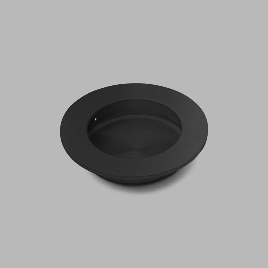 Knud Round Flush Pull Large - Rockland Interiors Inc.