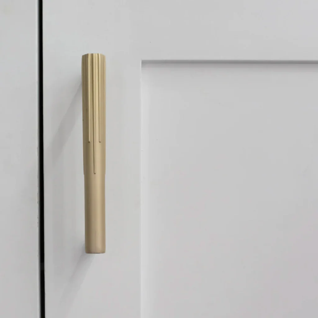 Sunburst Cabinet Pull - Rockland Interiors Inc.