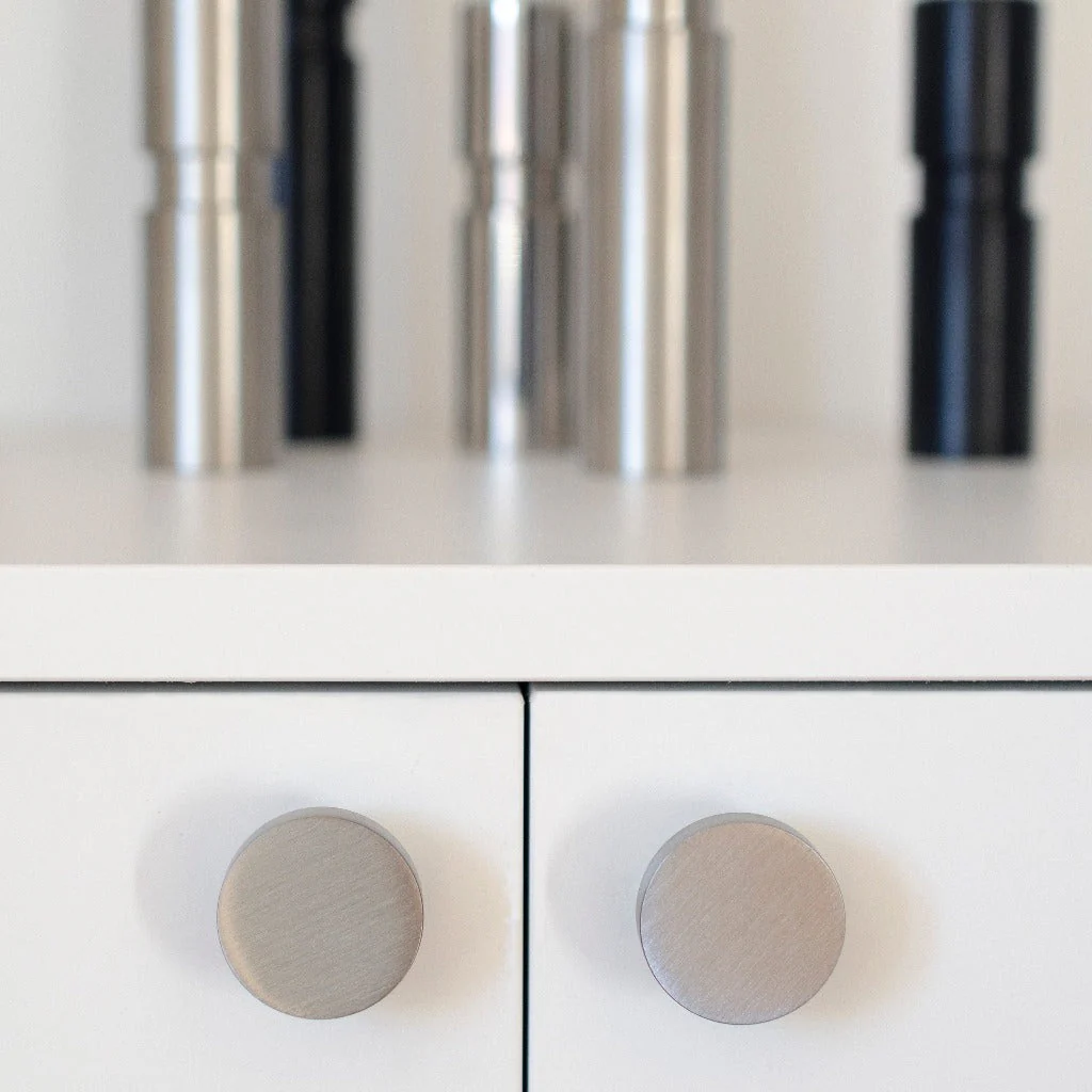 Dot Knob - Rockland Interiors Inc.