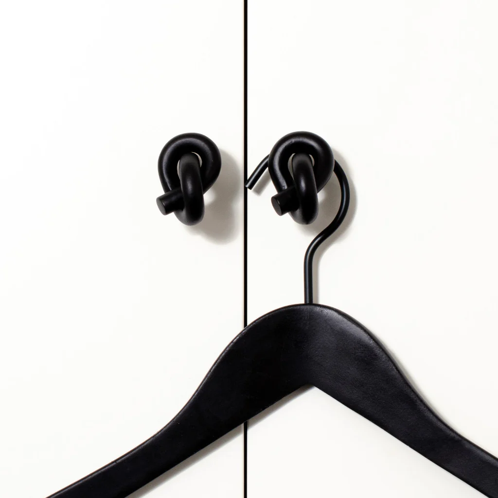 Knot Knob Big - Rockland Interiors Inc.