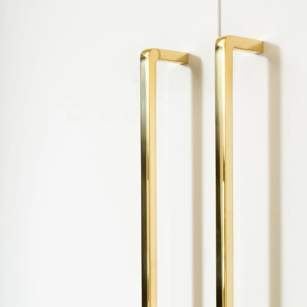 Thread Handle - Rockland Interiors Inc.