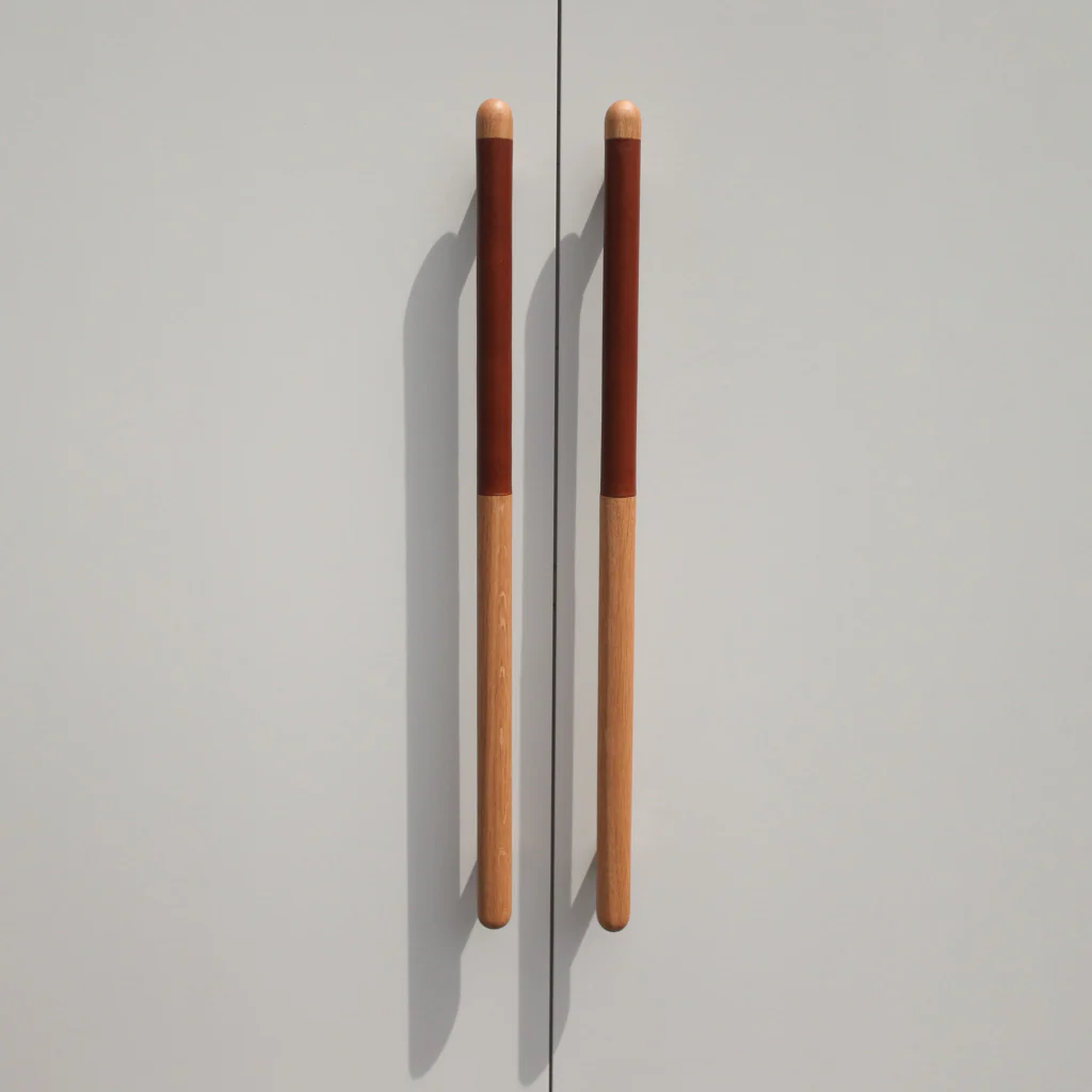 Chapman Wood Appliance Bar Pulls With Half Leather - Rockland Interiors Inc.