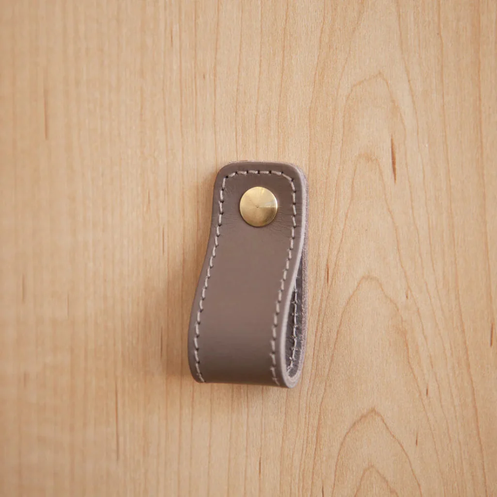 ST-LP02 Stitched Leather Loop Pull - Rockland Interiors Inc.
