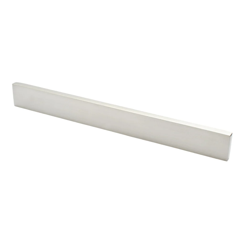 Clean Cut Pull - Rockland Interiors Inc.
