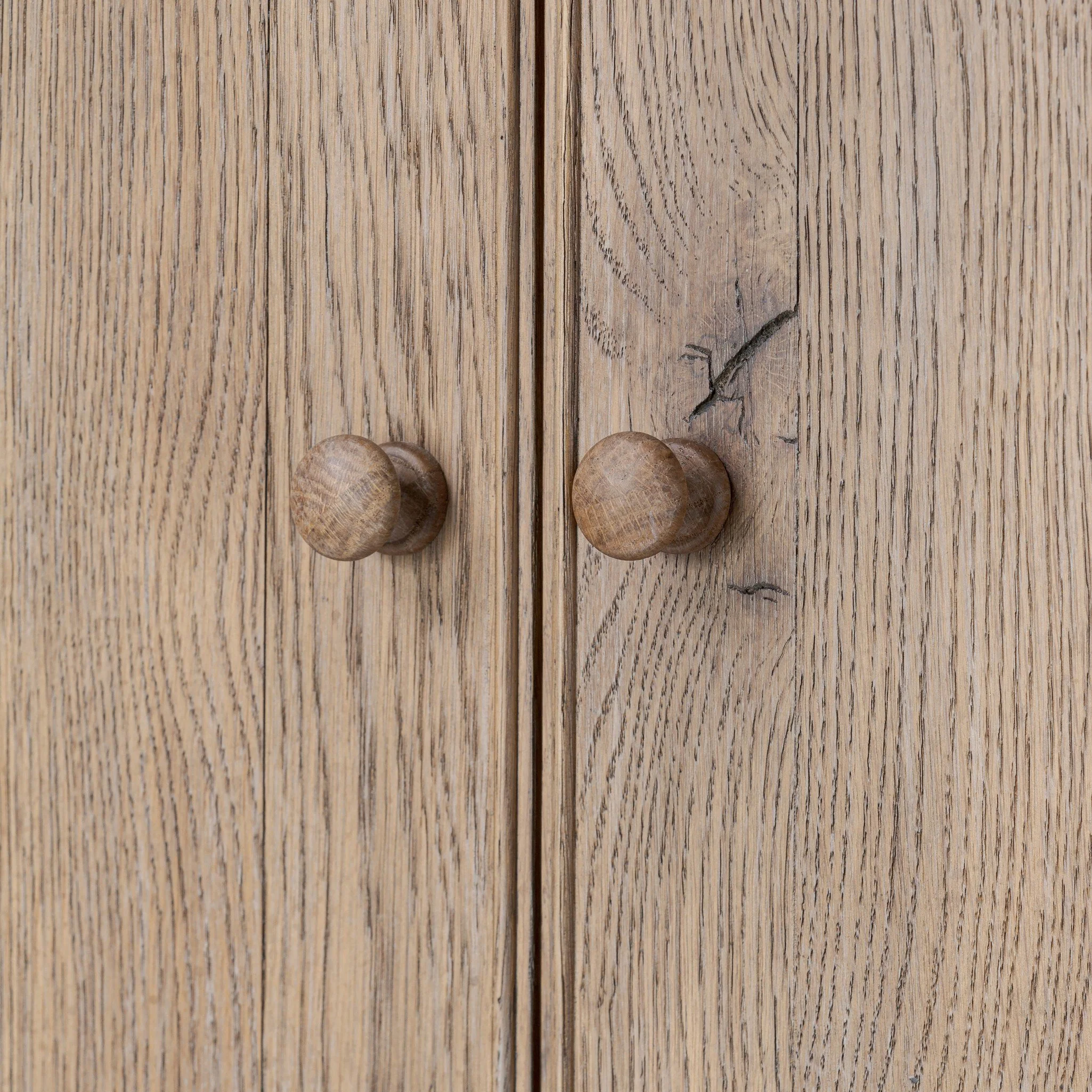 Pika Armoire - Rockland Interiors Inc.