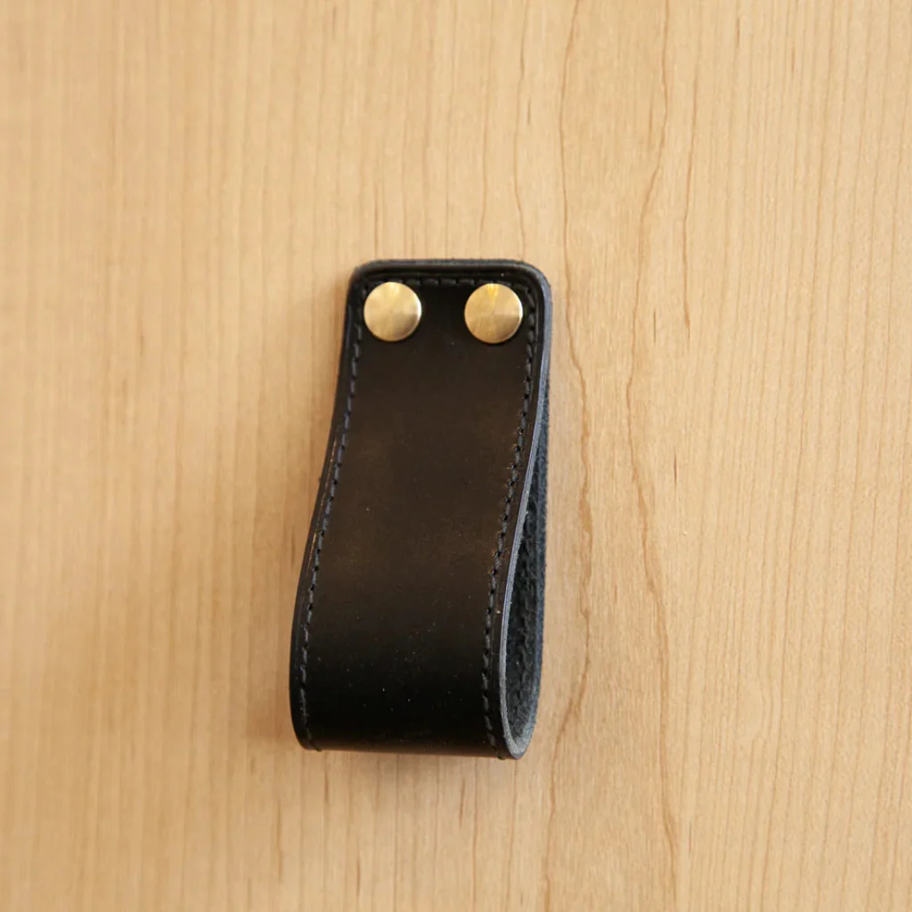 ST-LP01 Stitched Leather Loop Pull - Rockland Interiors Inc.