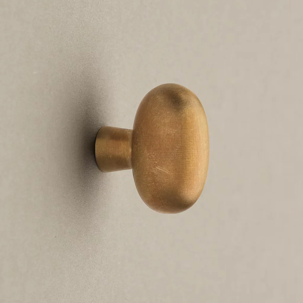 Pico Blunt Knob - Rockland Interiors Inc.