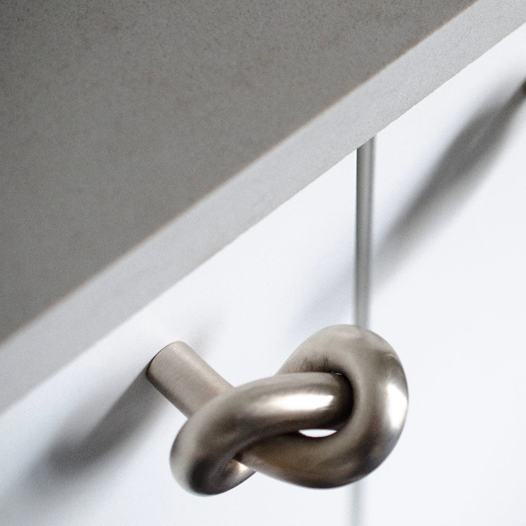 Knot Knob Big - Rockland Interiors Inc.