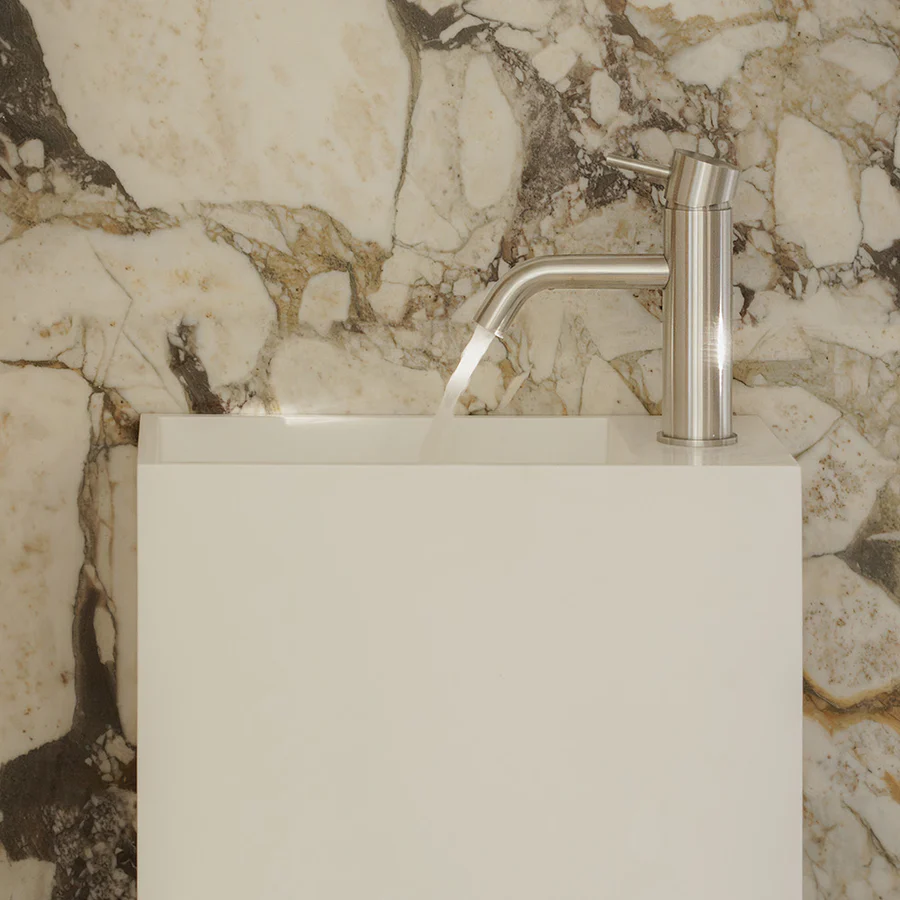 Faucets & Fixtures - Rockland Interiors Inc.