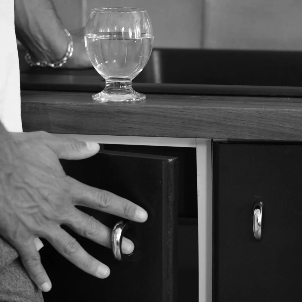 Burly Cabinet Pull - Rockland Interiors Inc.