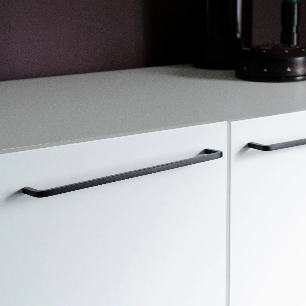 Thread Handle - Rockland Interiors Inc.