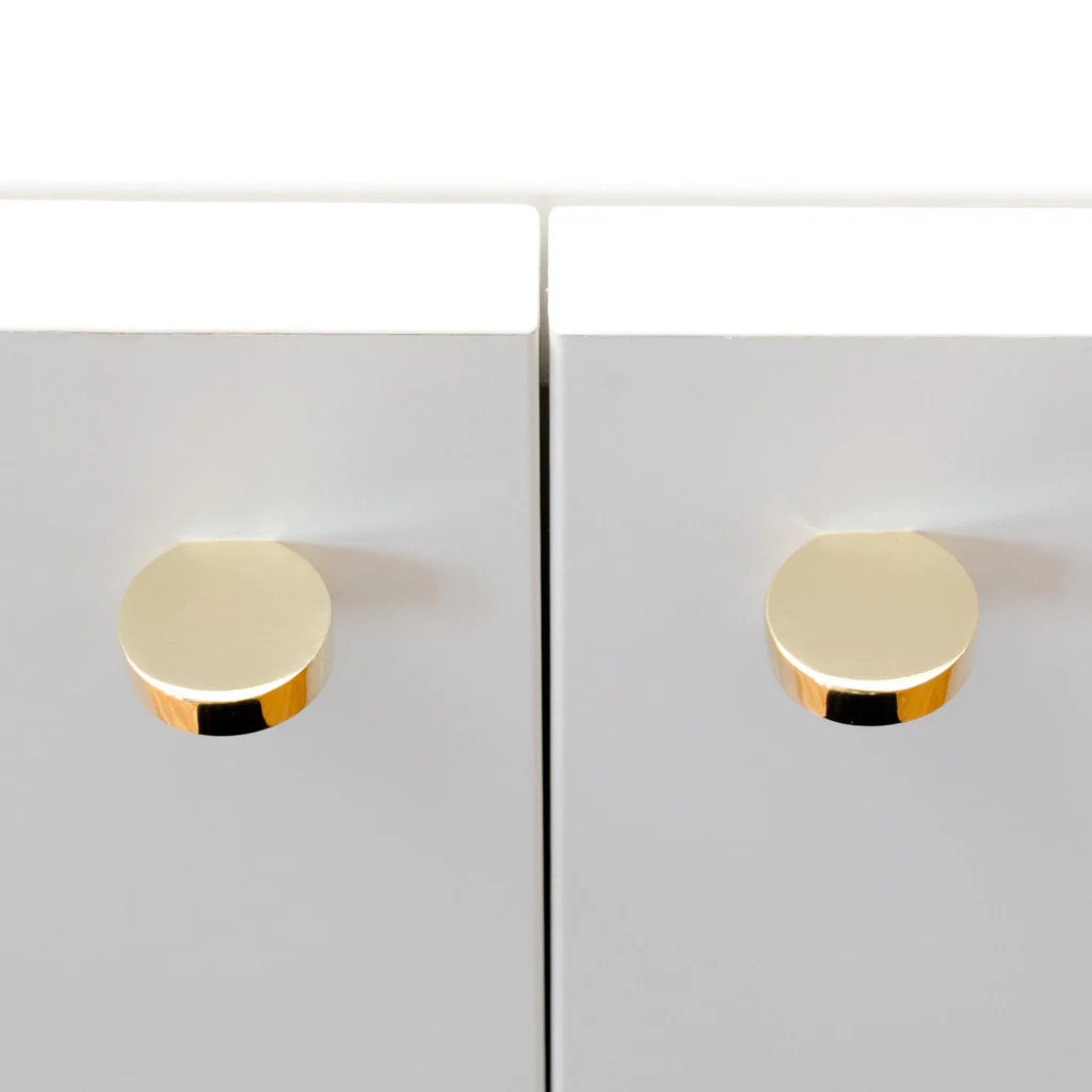 Globe Knob - Rockland Interiors Inc.