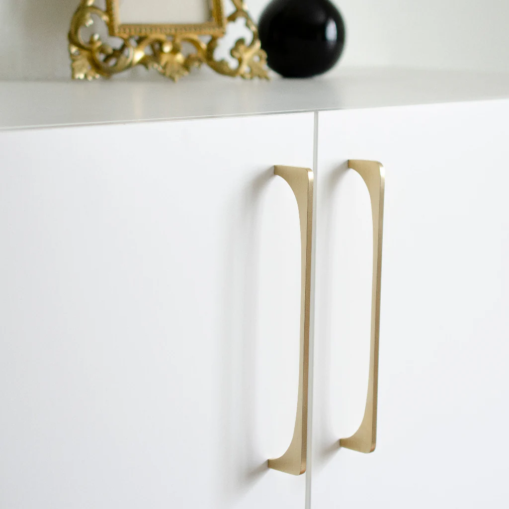 Bridge Pull - Rockland Interiors Inc.