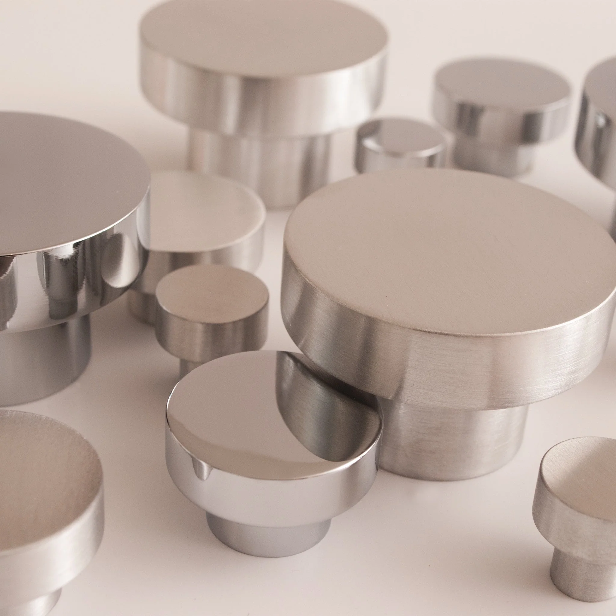 Dot Knob - Rockland Interiors Inc.